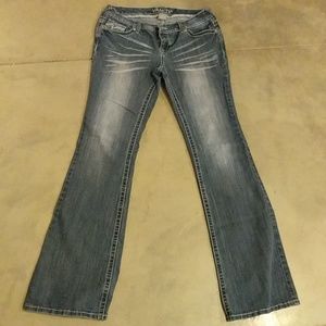 Vanity Jeans 29w/35L